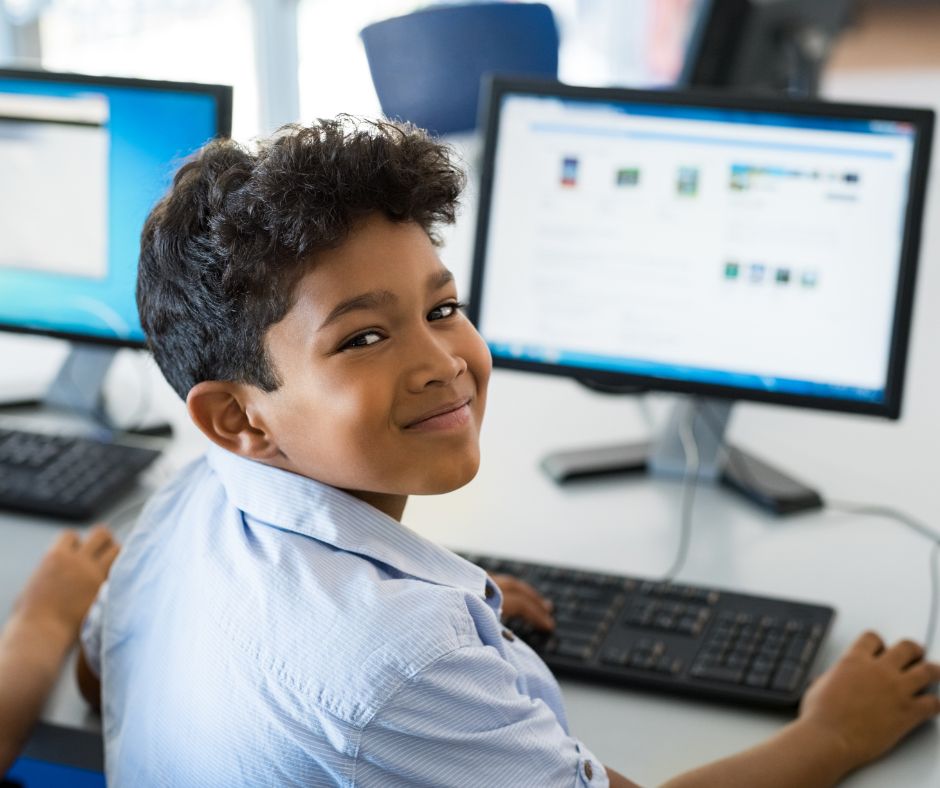Computer for schools (1)